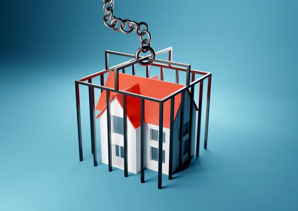 El propietario no puede recuperar su vivienda.